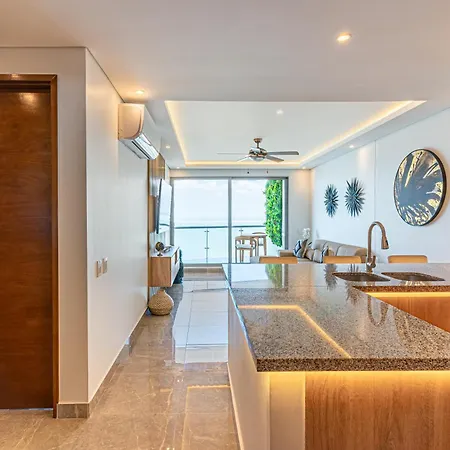 Dreams Luxury Oceanfront Wpool 4